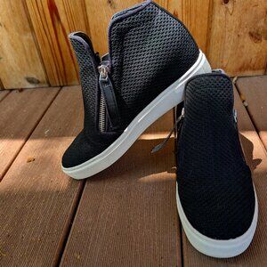 Steve Madden Loxley Wedge High-Top Sneaker Black Womens Size 7 EUC